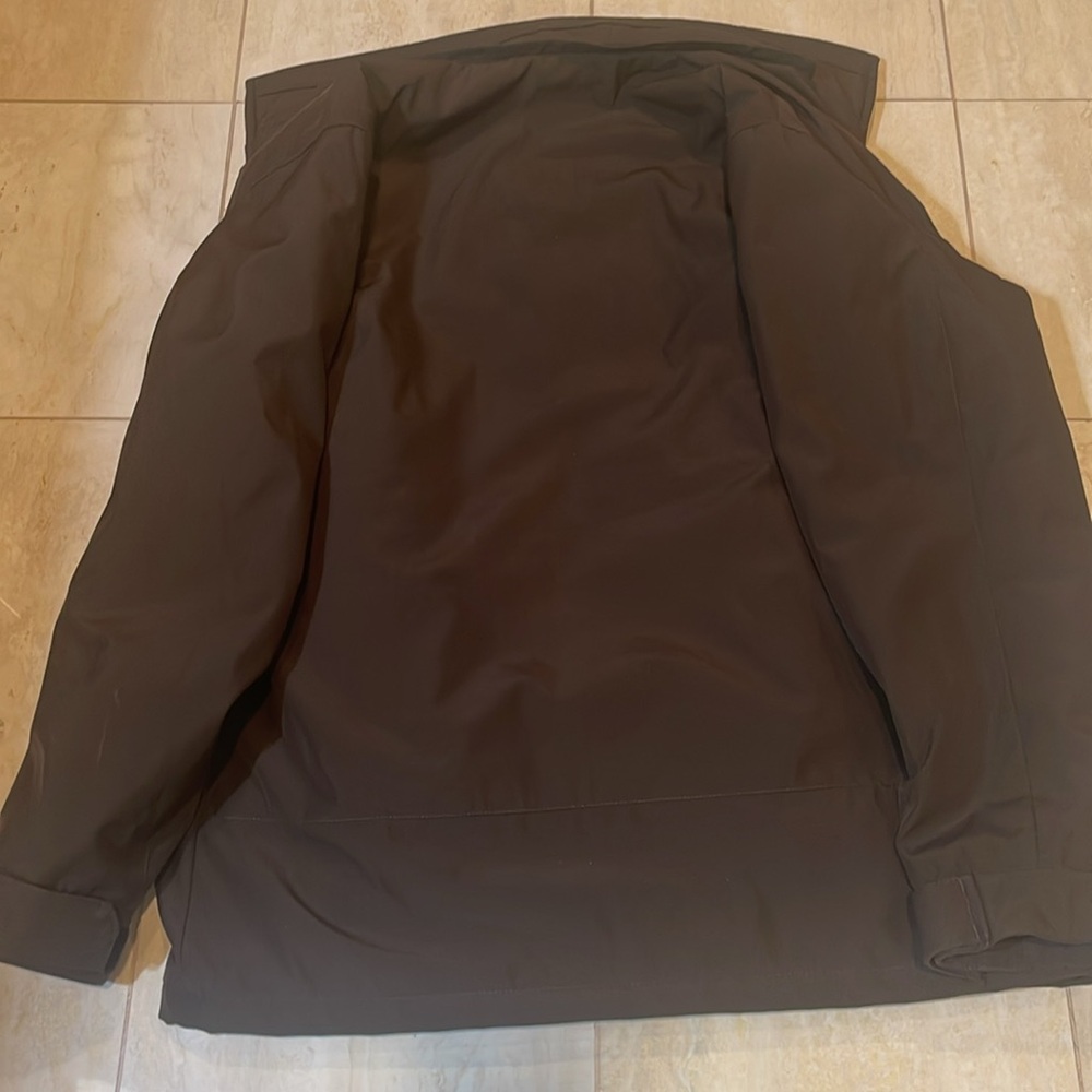 EUC Weatherproof Cold Weather Jacket - Picture 9 of 9